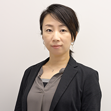藤掛 嗣子